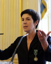 Christine Angot arrive dans ONPC : retour sur ses coups de gueule