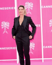 Alessandra Sublet comblée par son célibat : "Je ne subis pas ma solitude"