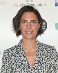 Alessandra Sublet : célibataire, elle "emmerde Cendrillon"