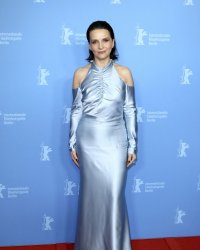 Juliette Binoche s'exprime sur sa vie amoureuse "presque trop" parfaite