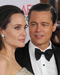 Coup de foudre sous les projecteurs : 10 couples tombés amoureux sur un tournage