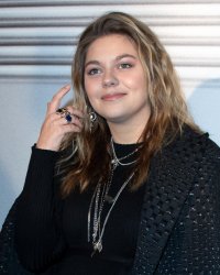 Louane bientôt héroïne de série chez TF1