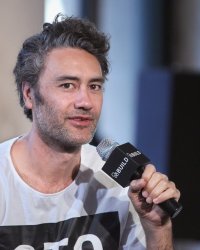 Akira : Taika Waititi ne veut pas faire de whitewashing