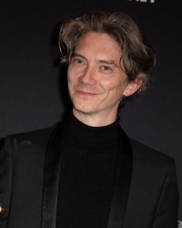 Swann Arlaud rejoint le casting du prochain film de la réalisatrice de Sybil