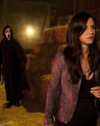 Scream 5 : Courteney Cox confirme son retour dans la saga