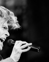 Enfin une bande-annonce pour Stardust, film sur l'icône David Bowie