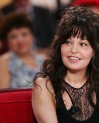 Le jour où Isabelle Mergault s'est battue seins nus recouverte de spaghettis