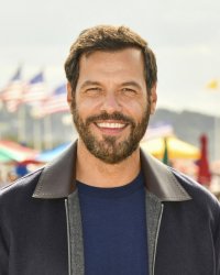 Laurent Lafitte raconte pourquoi il a refusé de jouer avec Jean-Paul Belmondo