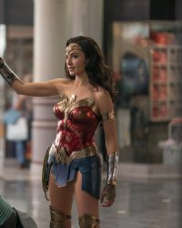 Wonder Woman 1984 : la suite confirmée dans les salles pour Noël