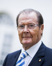 Roger Moore, éternel James Bond est mort