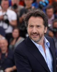 Édouard Baer : son projet de film avec Juliette Binoche et Yolande Moreau