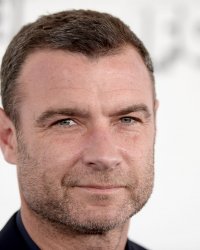 Wolverine 3 : Liev Schreiber de retour sous les traits de Dents-de-sabre ?