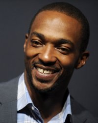 Anthony Mackie sera au centre d'un nouveau film Captain America
