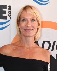 Plus belle la vie : comment Rebecca Hampton a vécu les relations gays de Céline