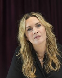 Kate Winslet dénonce l'homophobie qui règne à Hollywood