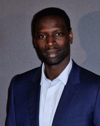 Omar Sy devient le Docteur Knock