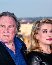 Catherine Deneuve trouve "très agréable" de tourner avec Gérard Depardieu