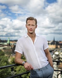 Godzilla vs Kong : Alexander Skarsgård rejoint le casting