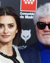 Madres paralelas : l'affiche du film de Pedro Almodóvar censurée
