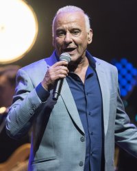 Michel Fugain se paye la "nouvelle génération d'artistes"