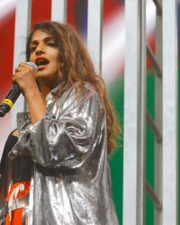 M.I.A. dévoile le single politique P.O.W.A.