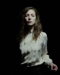"Y crois-tu" : le premier extrait prometteur de l'album de Fishbach