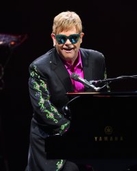 Elton John annonce sa tournée d'adieu