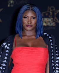 Aya Nakamura s'insurge face au "blackface" d'une internaute