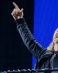 Après le single, David Guetta décline "This One's For You" en mini-film
