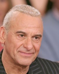 Michel Fugain : sa nouvelle formation musicale a été escroquée