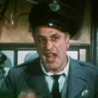 Le Bus en folie - bande annonce - VO - (1976)