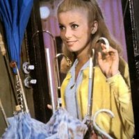Les Parapluies de Cherbourg - Bande annonce 5 - VF - (1963)