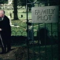 Complot de famille - teaser - VO - (1976)