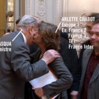Les Nouveaux chiens de garde - teaser - (2012)