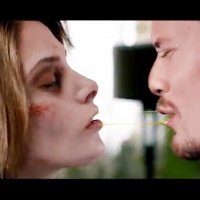 Burying the Ex - bande annonce - VO - (2014)