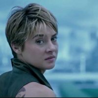 Divergente 2 : l'insurrection - Bande annonce 2 - VO - (2015)