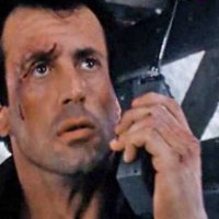Cliffhanger, traque au sommet - Bande annonce 2 - VO - (1993)