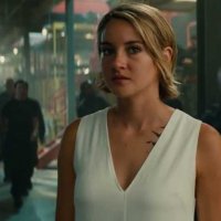 Divergente 3 : au-delà du mur - Bande annonce 10 - VO - (2016)