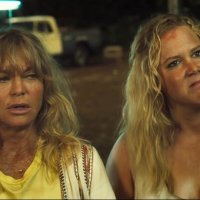 Larguées - bande annonce - VO - (2017)