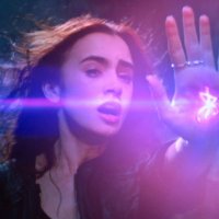 The Mortal Instruments : La Cité des ténèbres - bande annonce 3 - VOST - (2013)