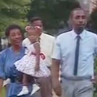 Hoop Dreams - bande annonce - VO - (1994)