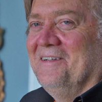 Steve Bannon - Le Grand Manipulateur - Bande annonce 1 - VO - (2019)