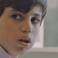 1982 - Extrait 1 - VO - (2019)