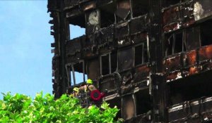 L'incendie de la tour Grenfell à Londres a été éteint (police)