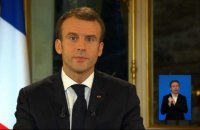 "Gilets jaunes": Macron annonce une hausse du Smic de 100 euros