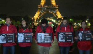 "Crimes contre les journalistes" : RSF éteint la Tour Eiffel