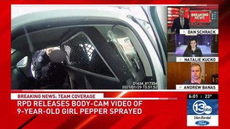 Une fillette de 6 ans en colère, menottée par la police ! 