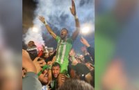 Red Star promu en Ligue 2 : les supporters font la fête jusqu'au bout de la nuit
