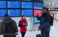 Malgré un accord de dernière minute avec un syndicat d’aiguilleurs du ciel français, le trafic aérien s’annonce extrêmement perturbé aujourd’hui en France et par ricochet en Europe - VIDEO