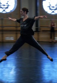 Affiche de Aurélie Dupont danse, l'espace d'un instant